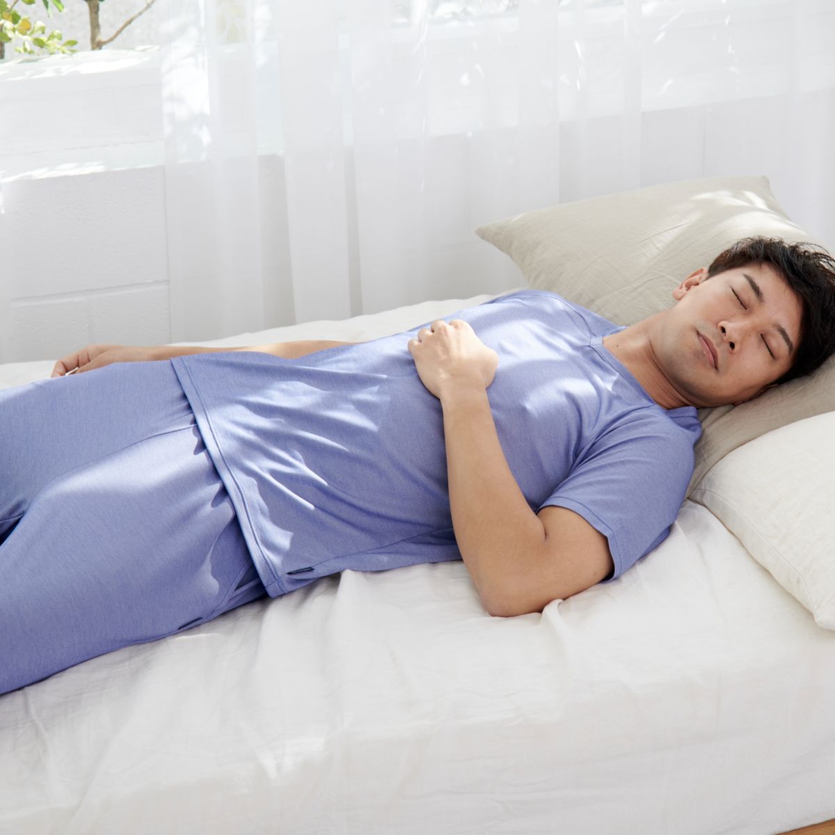 ベネクス リカバリーウェア コンフォートクール メンズ 上下セット ラグランスリーブ Vネック ひざ下丈パンツ ブルー