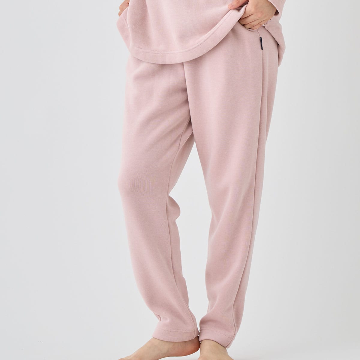 ベネクス リカバリーウェア コンフォートヒート テーパードパンツ レディース ピンク