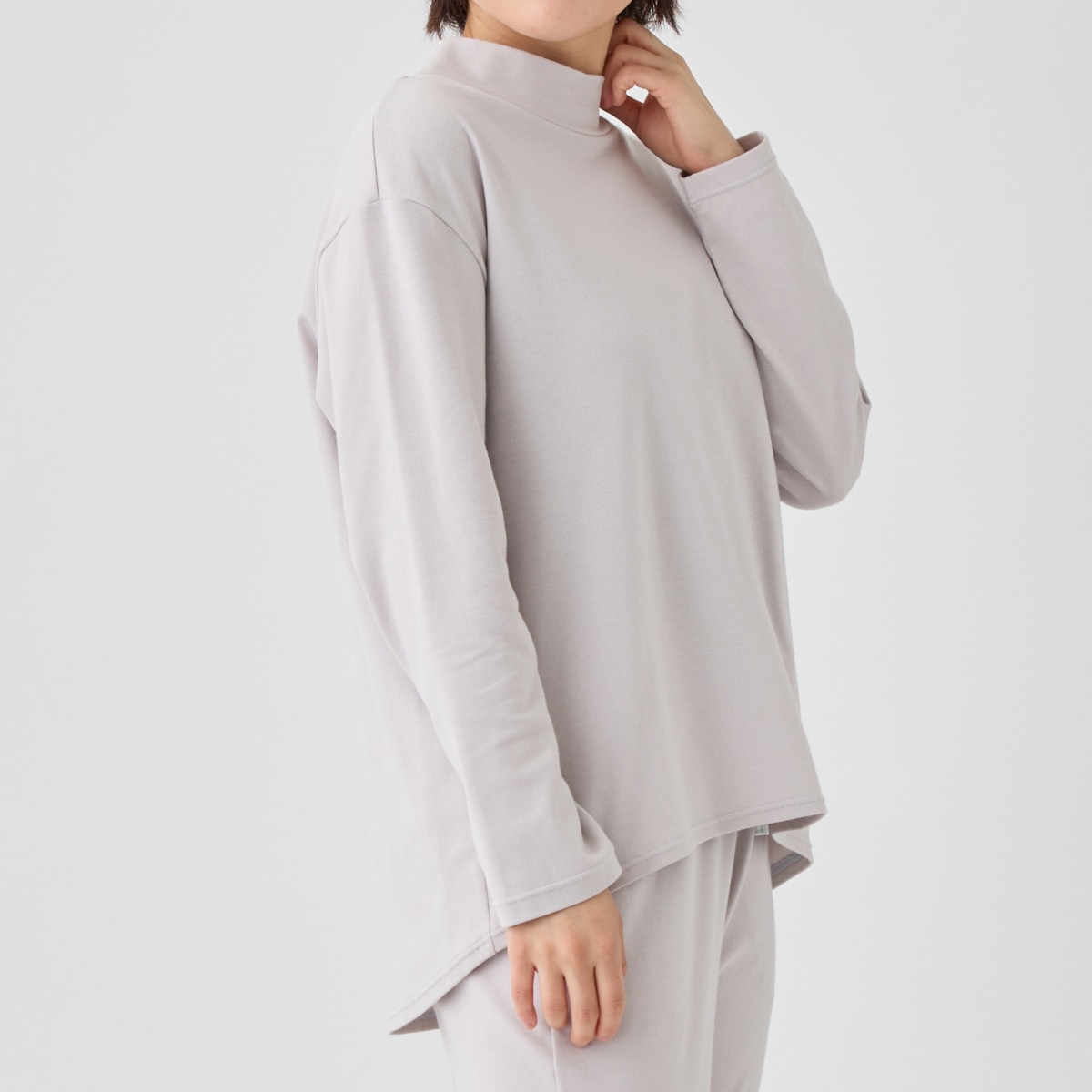 ベネクス リカバリーウェア コンフォートタッチ ハイネック 長袖 レディース ライトグレー