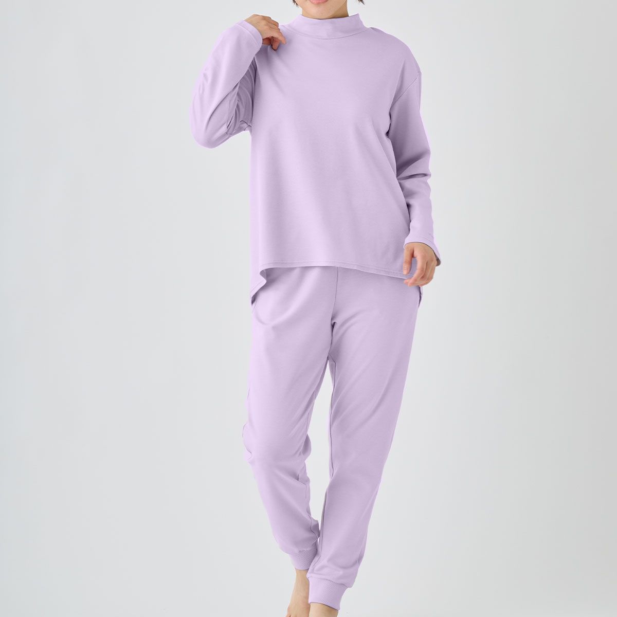 ベネクス リカバリーウェア コンフォートタッチ ハイネック 長袖 ジョガーパンツ 上下セット レディース ラベンダー