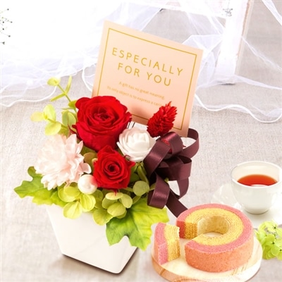 誕生日 プレゼント 送料無料  [メディアナローズ・赤] お祝い  花 スイーツ ギフト おしゃれ お菓子 プリザーブドフラワー バラ 花とスイーツ 花とお菓子 女性 60代 70代 80代