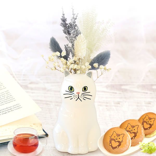 ギフト プレゼント 花 ドライフラワー ねこ ペルシャ 猫好き 一輪挿し 花瓶 フラワーベース ペン立て 実用的 置物 スイーツ お菓子 洋菓子 和菓子 ギフト