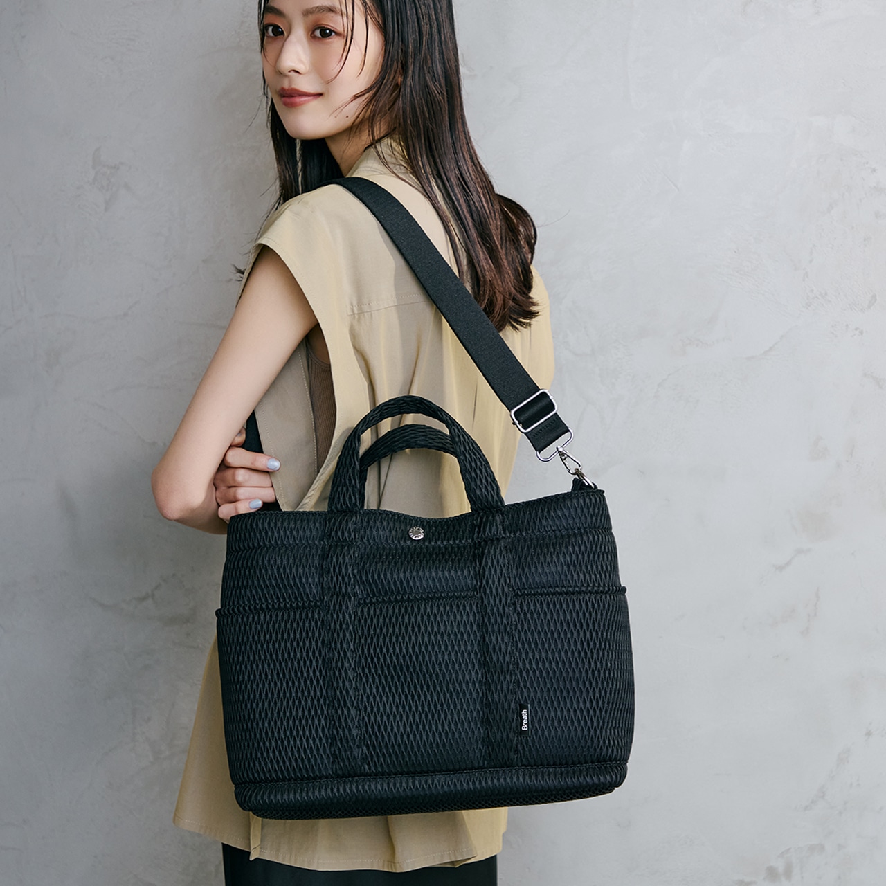 【Breath TOPKAPI】ポリメッシュ ショルダー付き A4 トートバッグ ブラック FREE