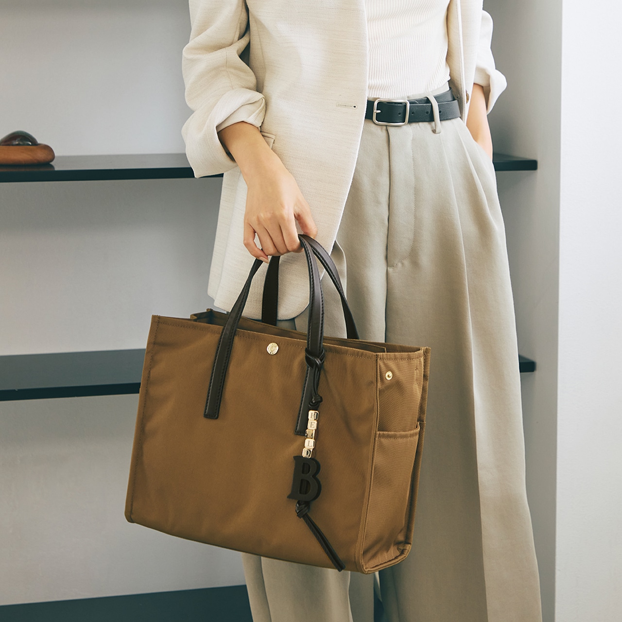 撥水 マルチway スクエア A4 トートバッグ / 10ポケット キャメル FREE