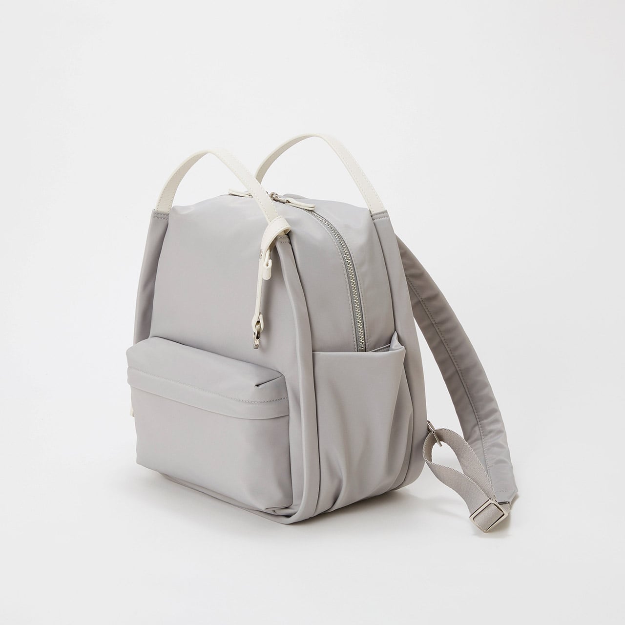 【Breath TOPKAPI】【撥水】ツヤ ナイロン レザーハンドル ミニ リュック ライトグレー FREE