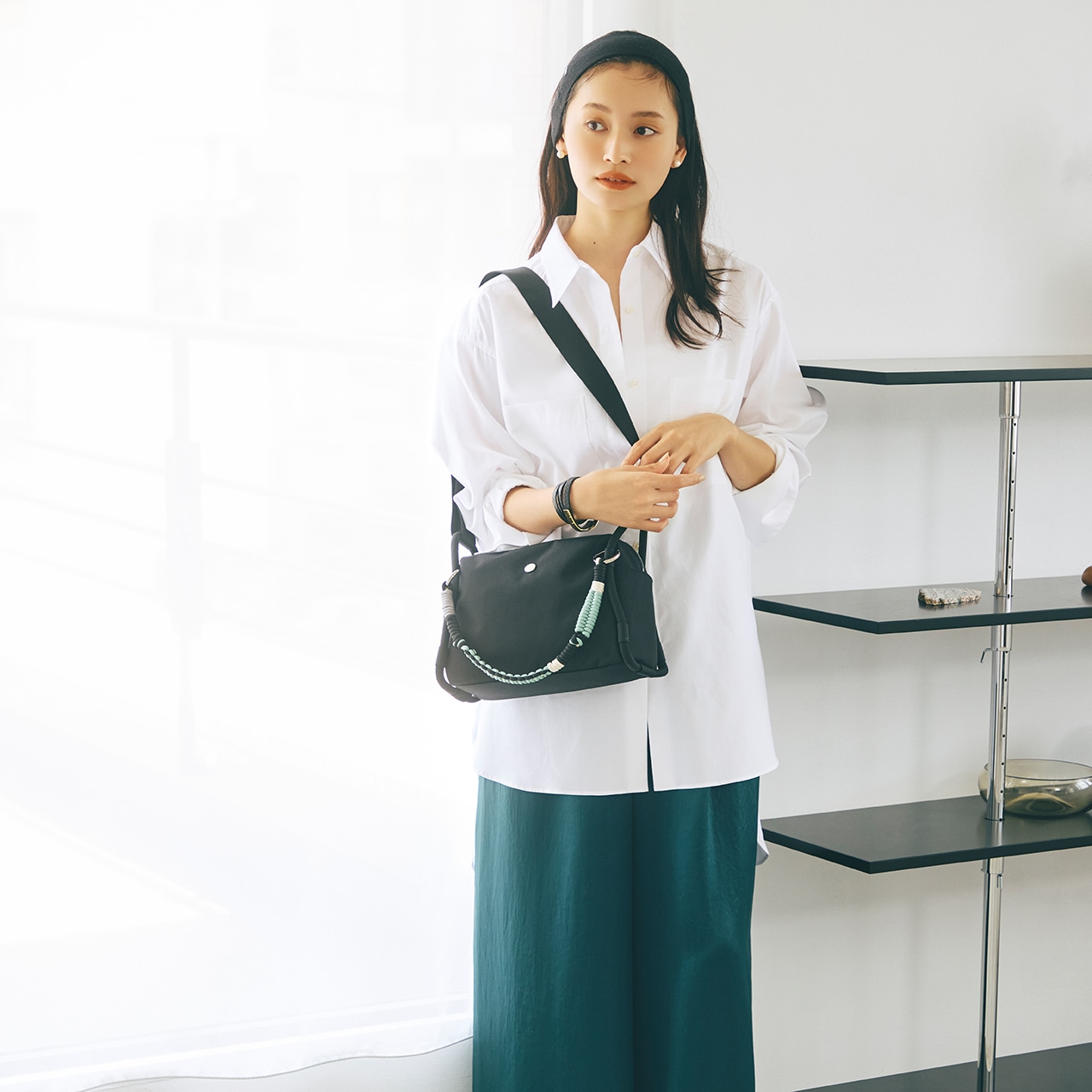 コードチャーム付き ショルダーバッグ ブラック FREE