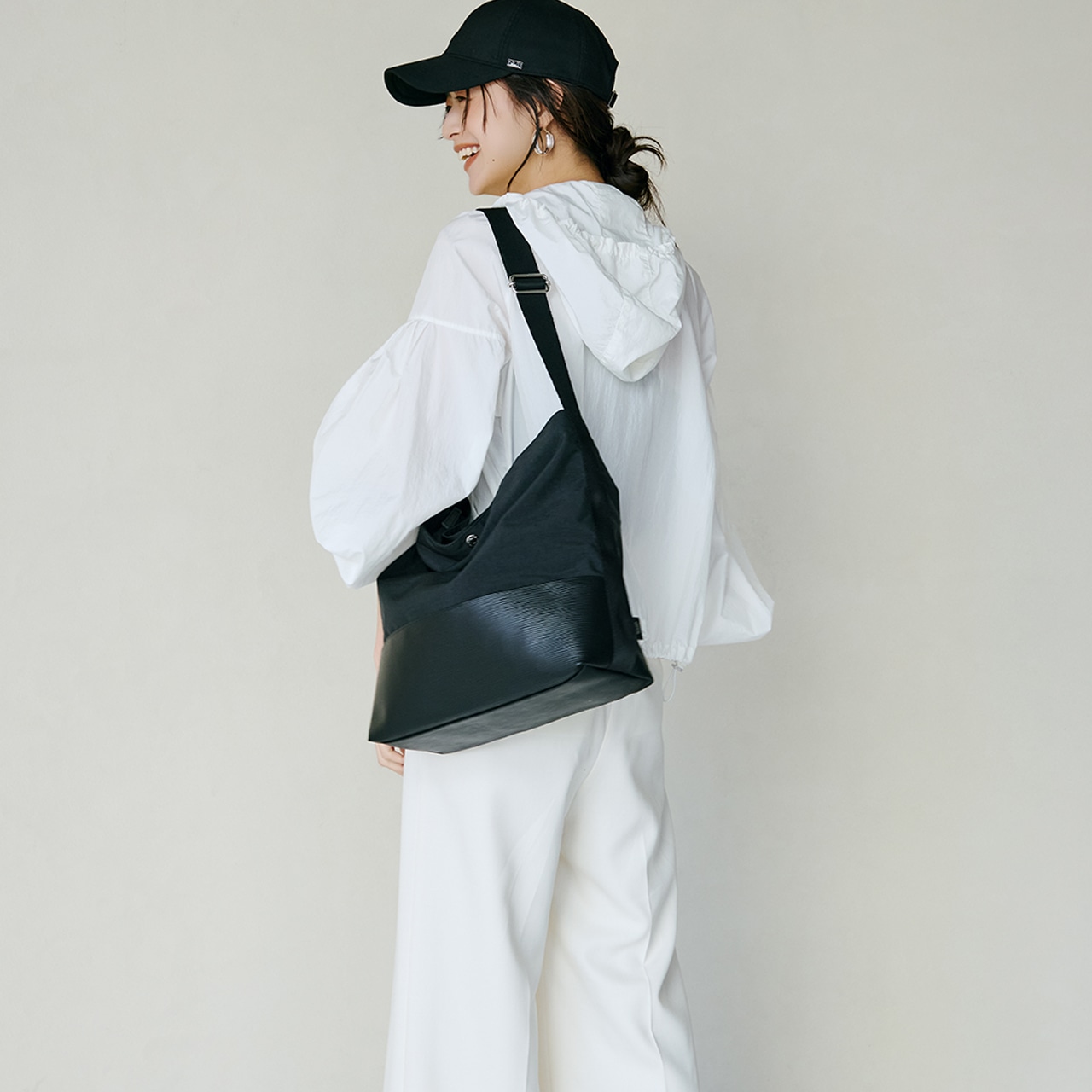 【Breath TOPKAPI】RIPPLE リプル リンクル ナイロン A4 ショルダーバッグ ブラック FREE