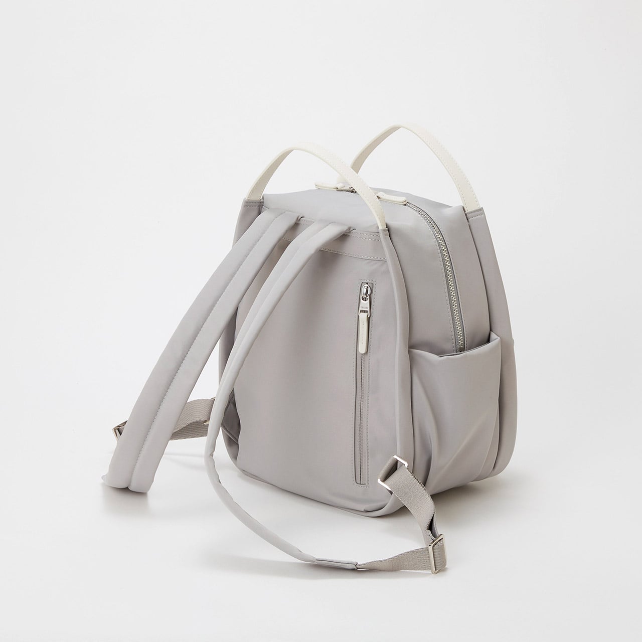 【Breath TOPKAPI】【撥水】ツヤ ナイロン レザーハンドル ミニ リュック ライトグレー FREE
