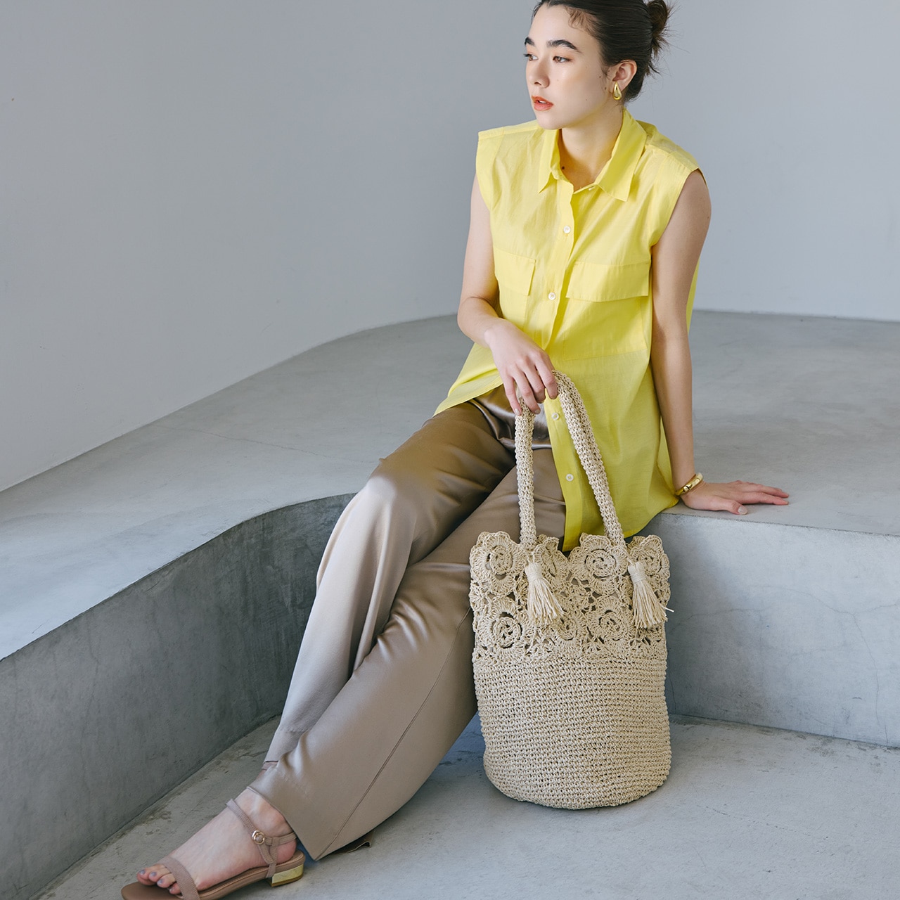 【TREASURE TOPKAPI】フラワーモチーフ ペーパー トートバッグ ベージュ FREE