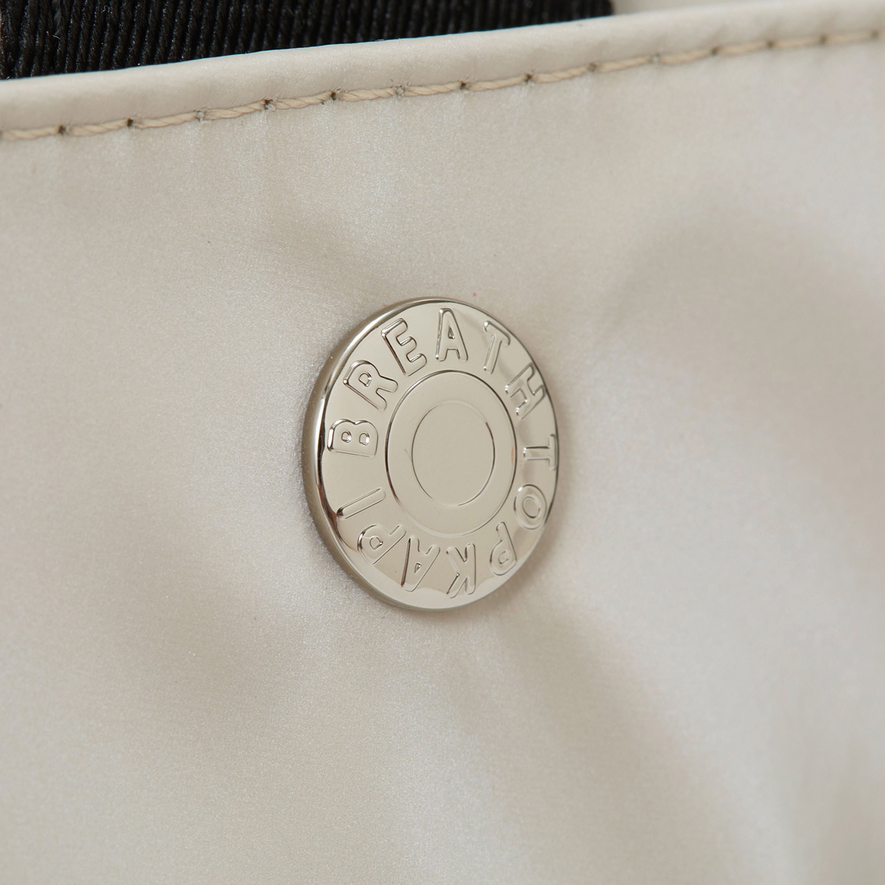 【Breath TOPKAPI】Train 防水ポリエステル ビッグ トートバッグ / 8ポケット/ キャリー対応 ライトベージュ FREE