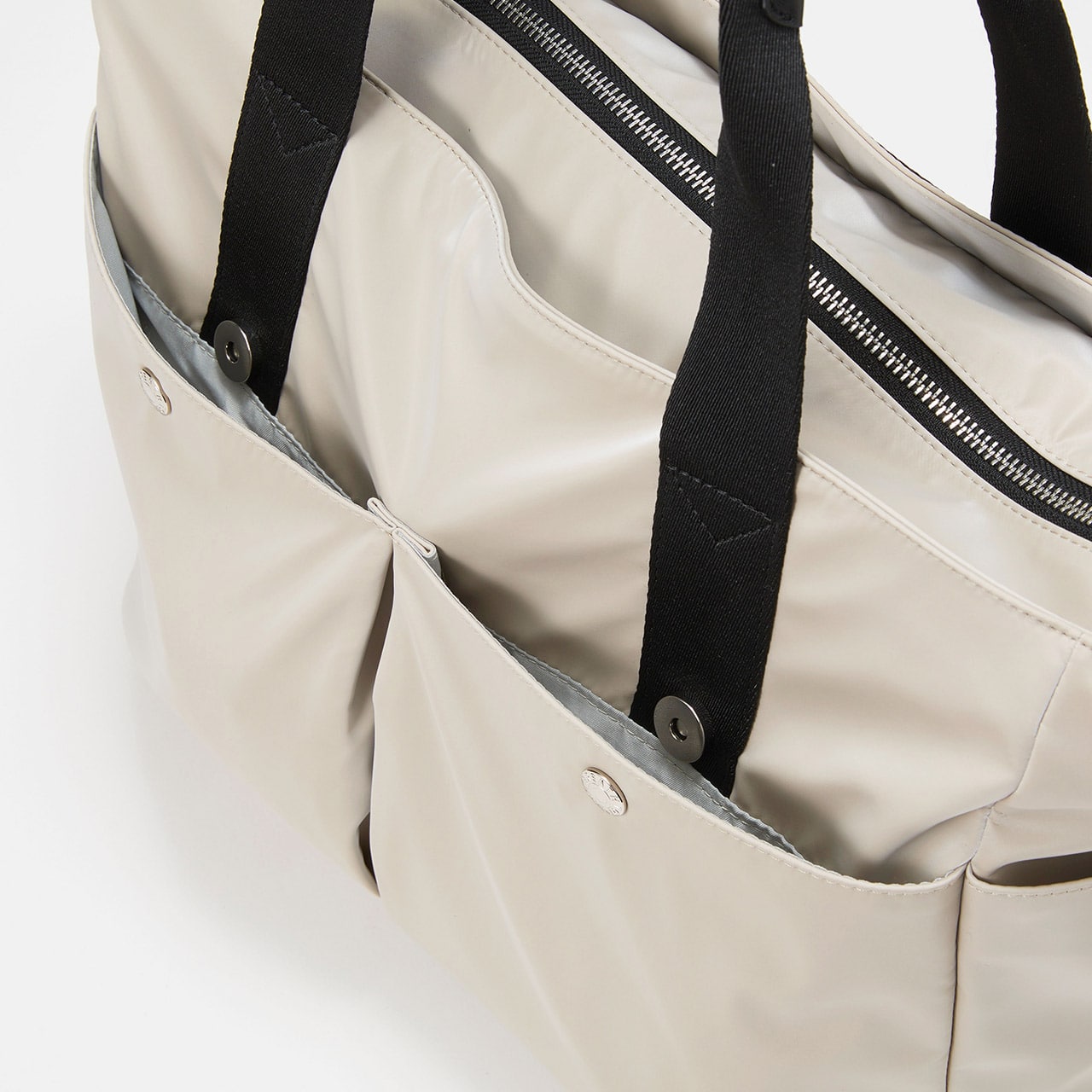 【Breath TOPKAPI】Train 防水ポリエステル ビッグ トートバッグ / 8ポケット/ キャリー対応 ライトベージュ FREE