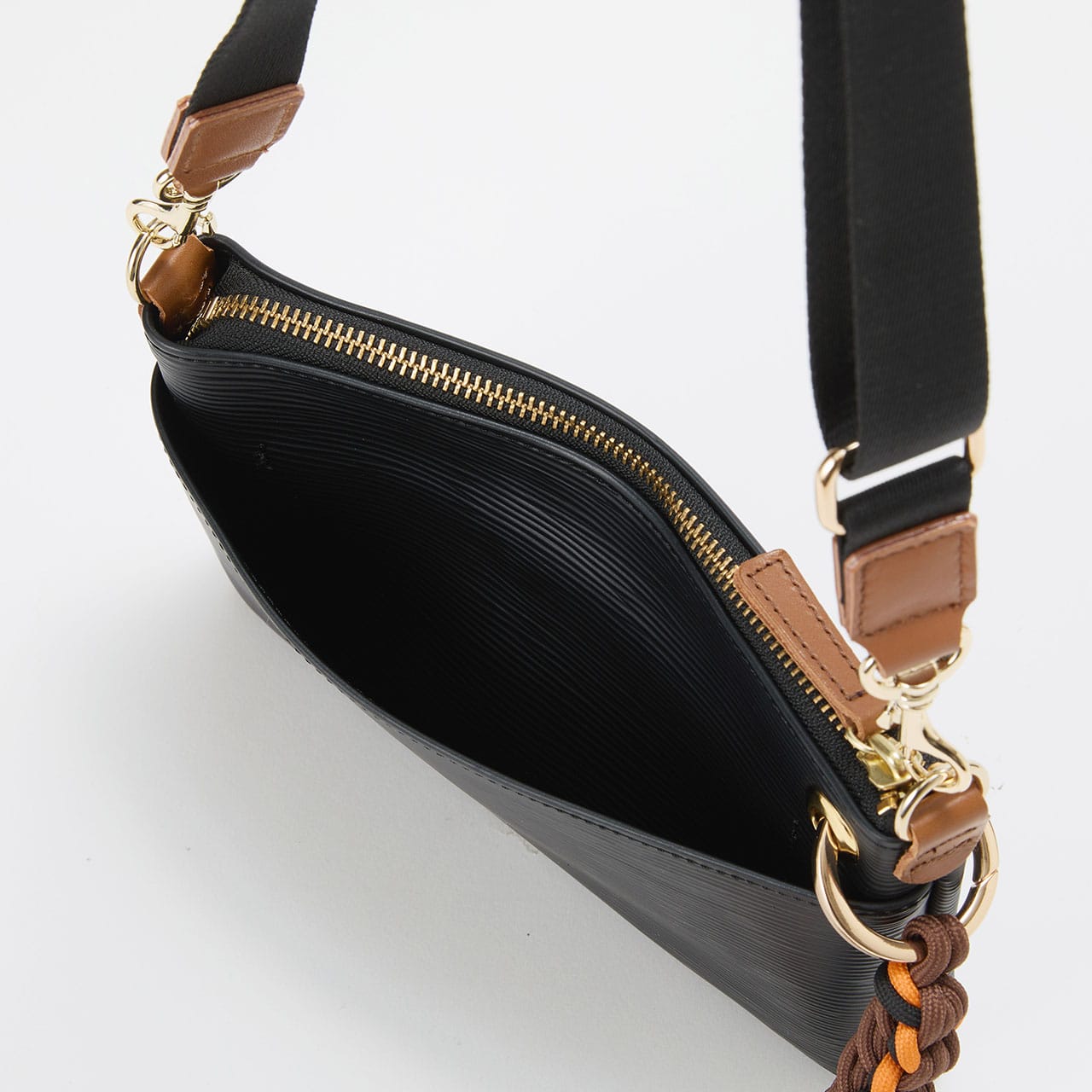 RIPPLE リプル コードチャーム付き ミニ ショルダーバッグ ブラック FREE