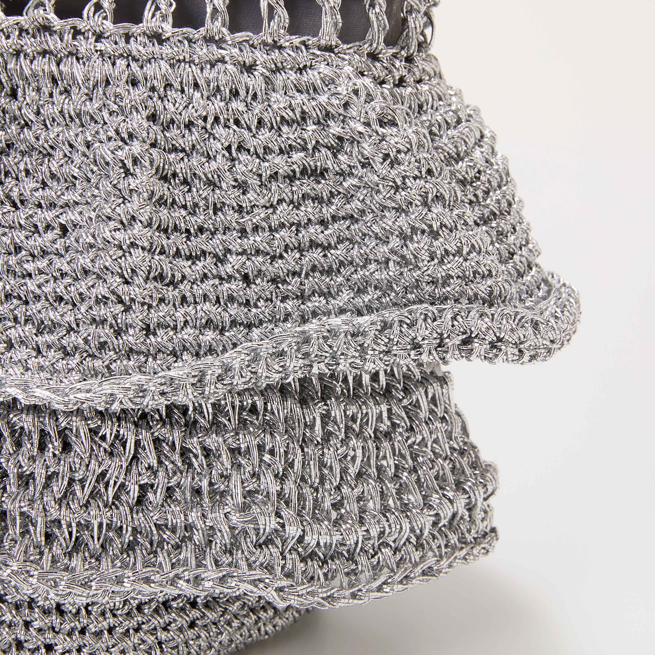 【TREASURE TOPKAPI】メタルコード フリル ショルダーバッグ シャンパン FREE