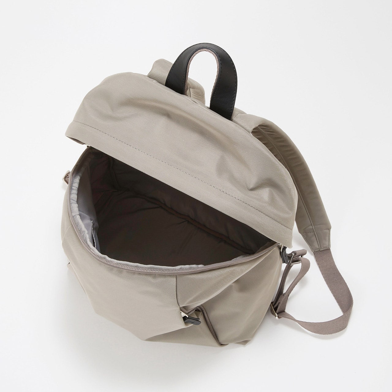 【Breath TOPKAPI】【撥水】マット ナイロン リュック ベージュ FREE