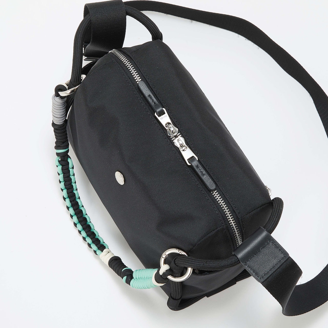 コードチャーム付き ショルダーバッグ ブラック FREE