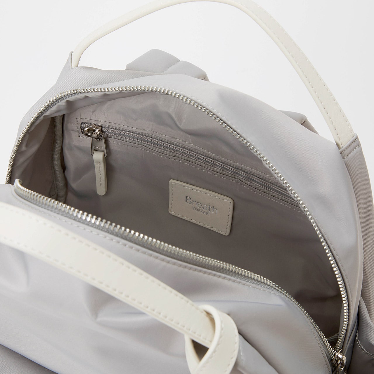 【Breath TOPKAPI】【撥水】ツヤ ナイロン レザーハンドル ミニ リュック ライトグレー FREE