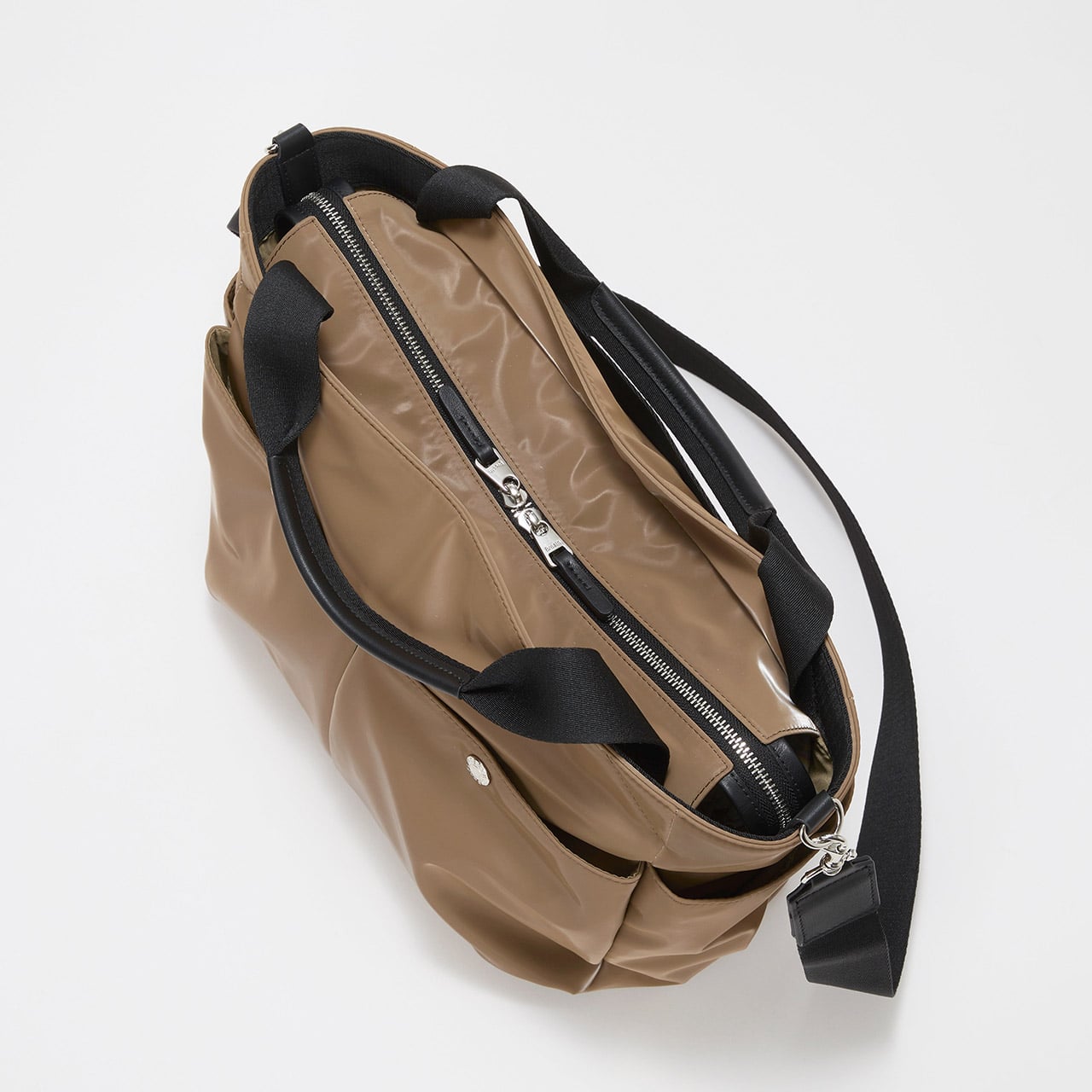 【Breath TOPKAPI】Train 防水ポリエステル ショルダー付き A4 トートバッグ / キャリー対応 ブラウン FREE