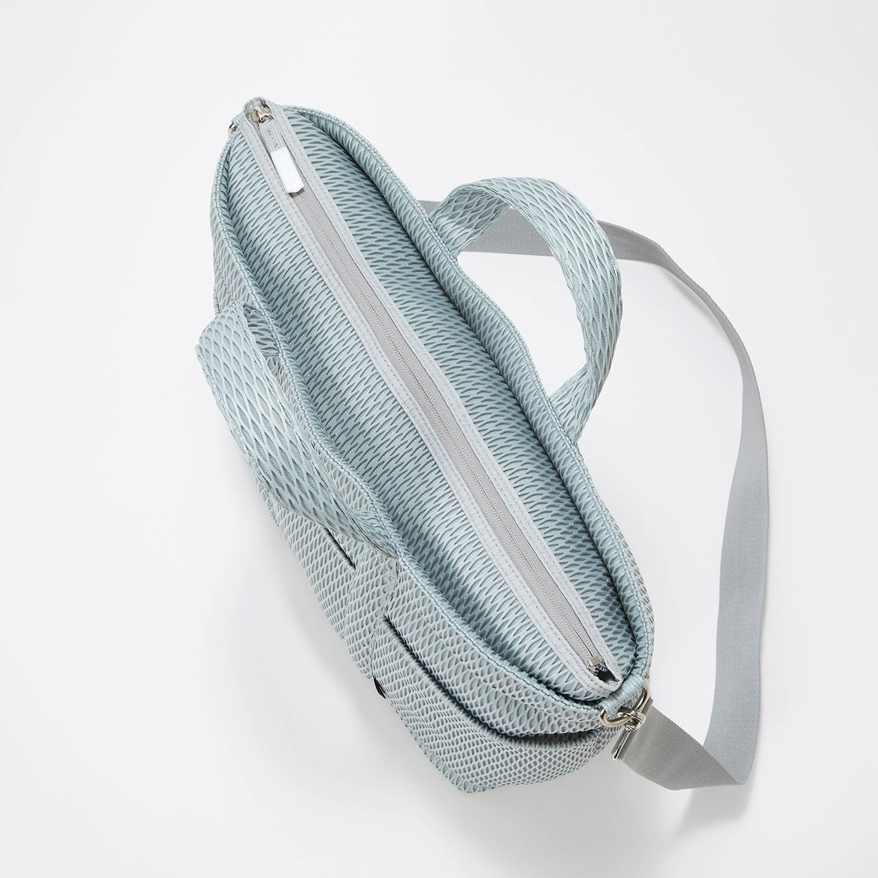 【Breath TOPKAPI】ポリメッシュ ショルダー付き A4 トートバッグ ライトグレー FREE