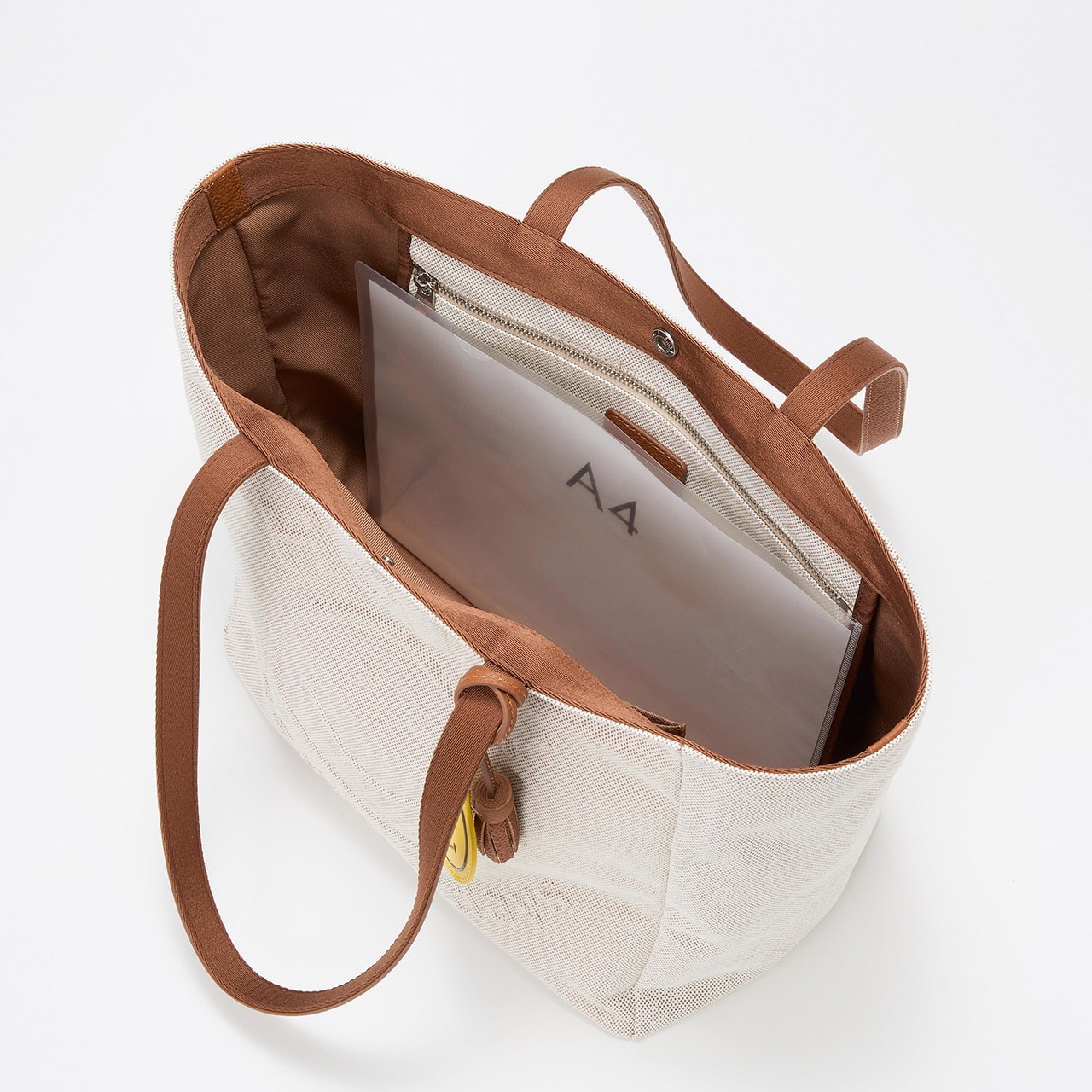 【Breath TOPKAPI】SMILE COLLECTION エンボス スマイル ビッグ トートバッグ /スマイルチャーム付き ベージュ FREE