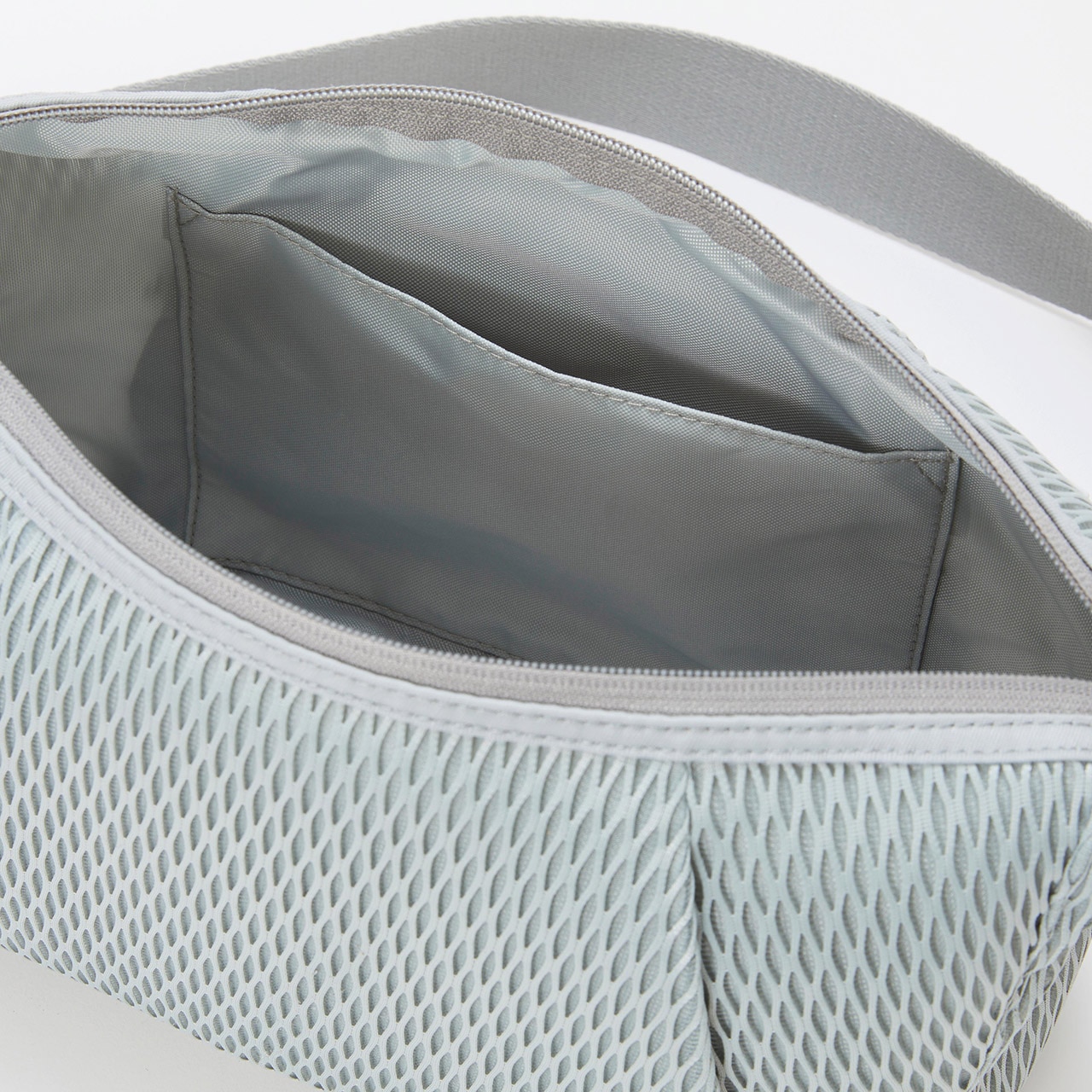 【Breath TOPKAPI】ポリメッシュ ショルダーバッグ ライトグレー FREE