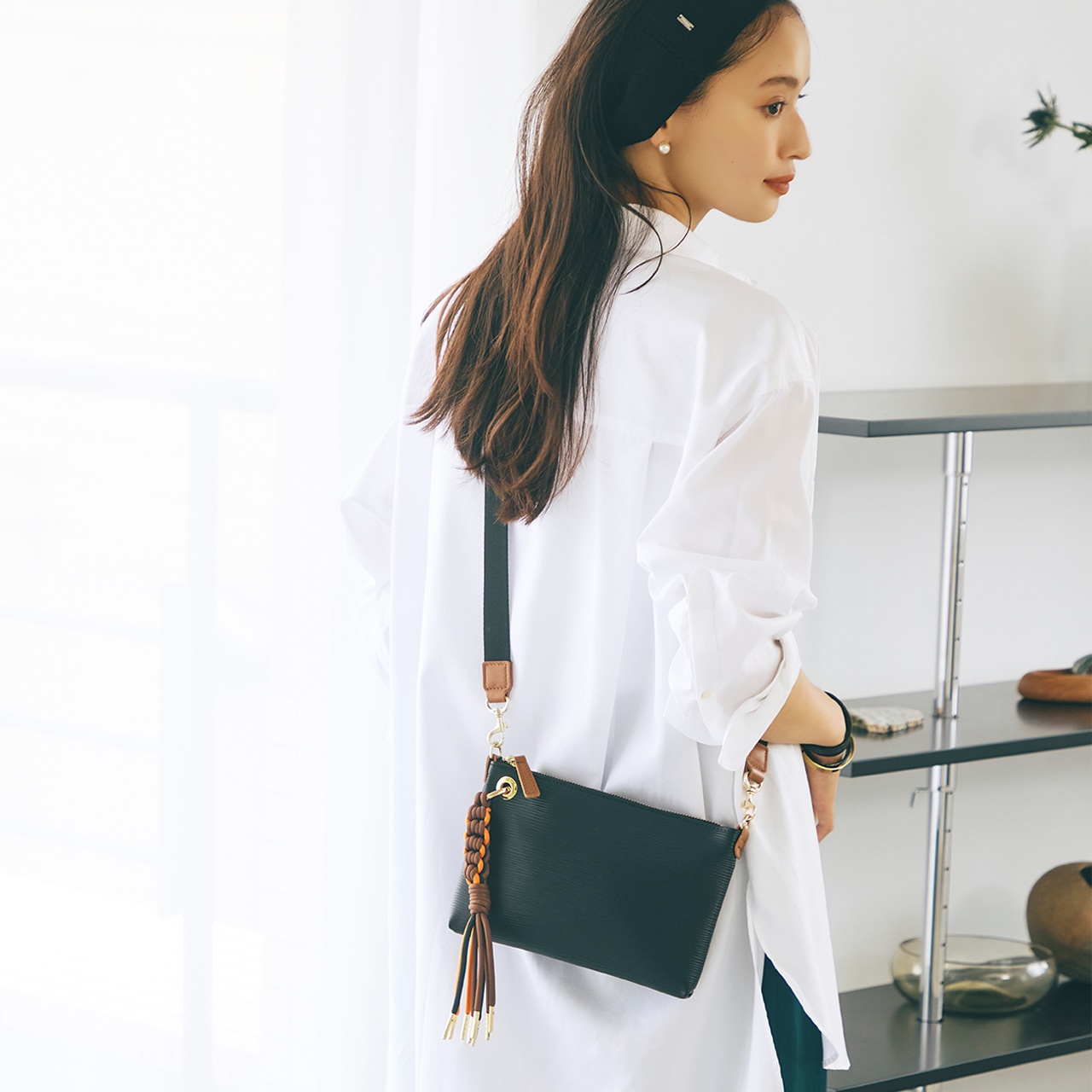 RIPPLE リプル コードチャーム付き ミニ ショルダーバッグ ブラック FREE