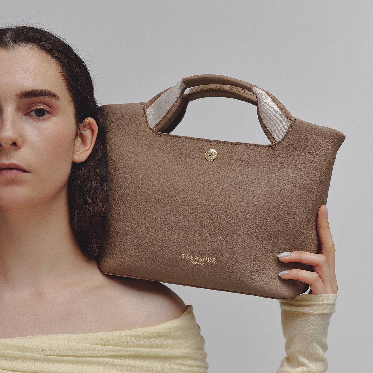 【TREASURE TOPKAPI】ソフトシュリンク テープハンドル ショルダー付きミニ トート バッグ