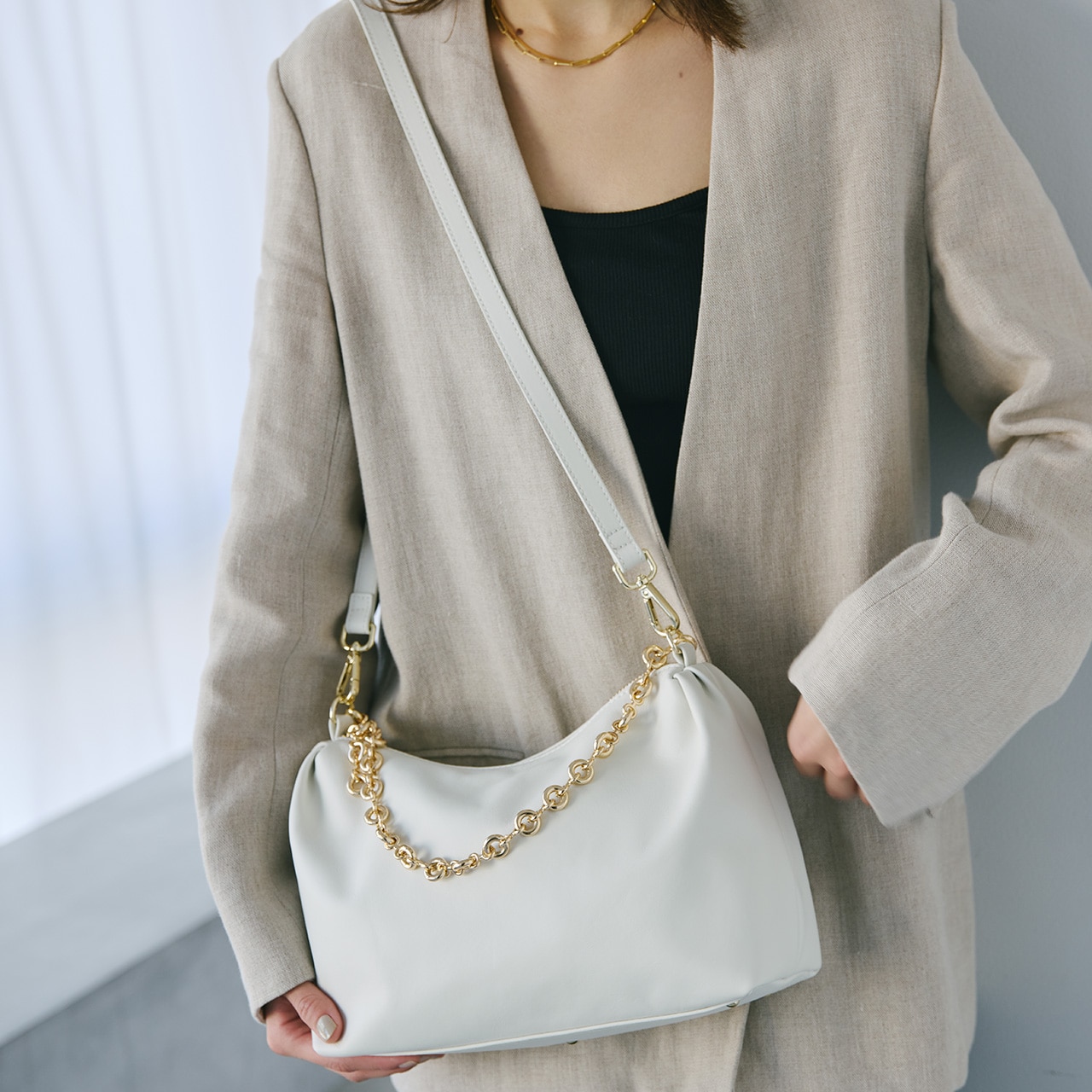 【TREASURE TOPKAPI】スムース レザー チェーン付き ショルダー バッグ