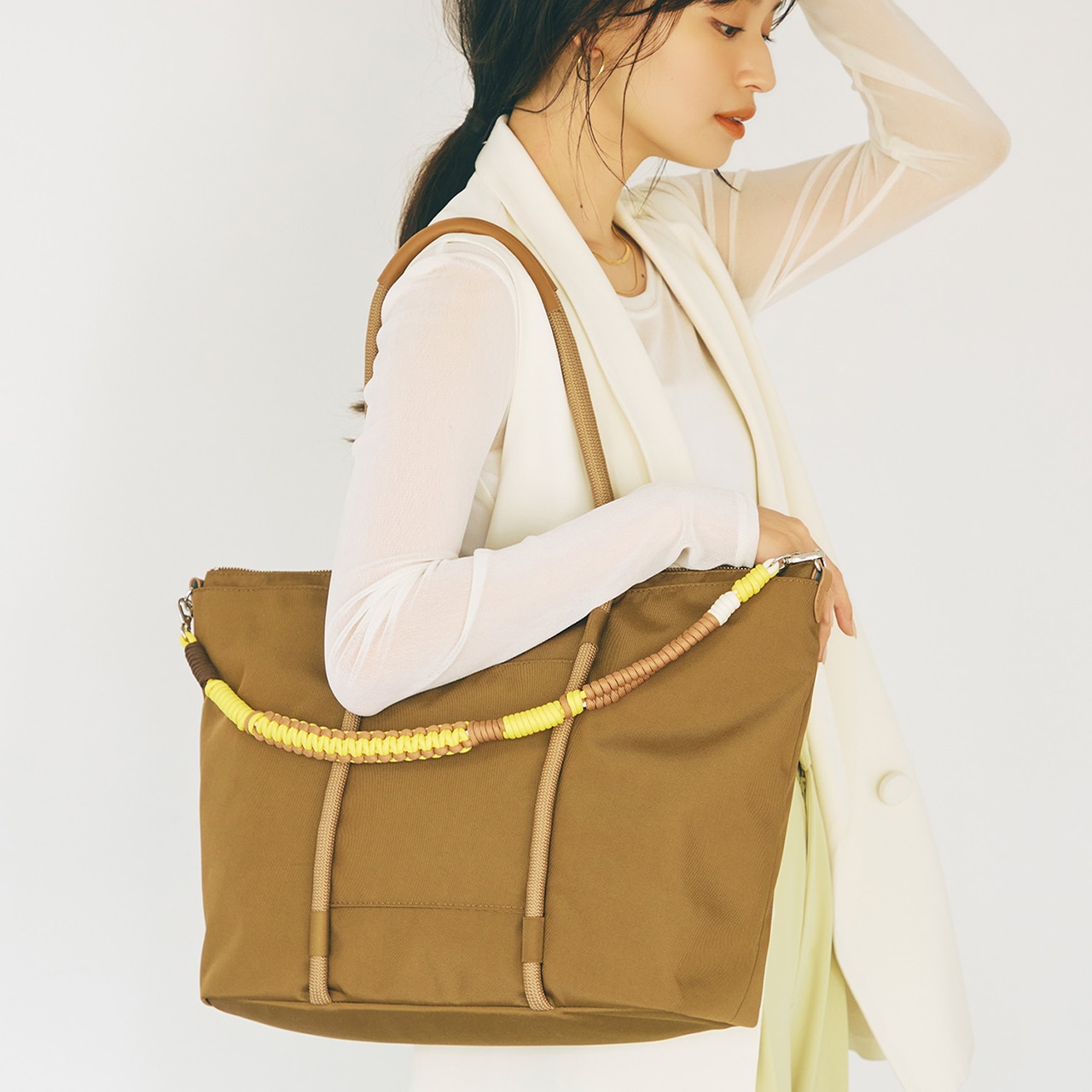 コードチャーム付き ビッグ トートバッグ