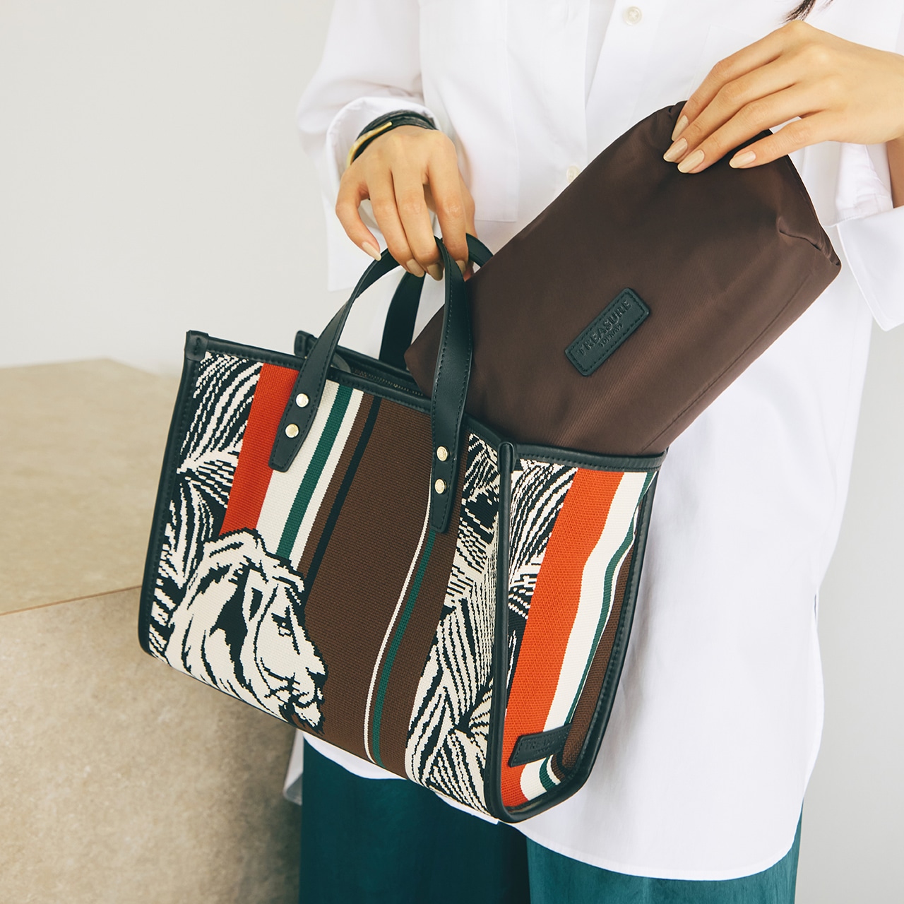 【TREASURE TOPKAPI】ニットジャガード ライオン柄 2way ミニ トートバッグ