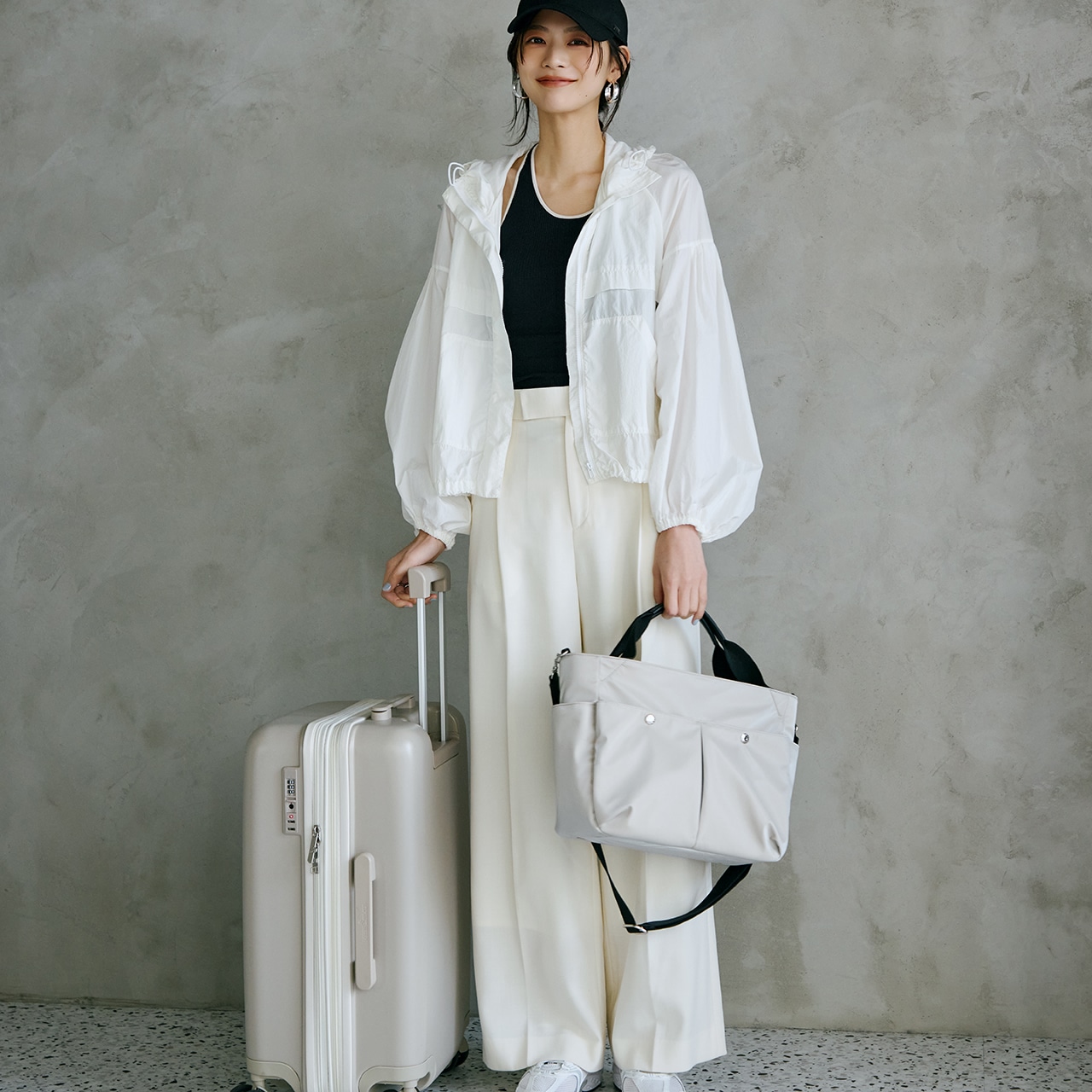 【Breath TOPKAPI】Train 防水ポリエステル ショルダー付き A4 トートバッグ / キャリー対応