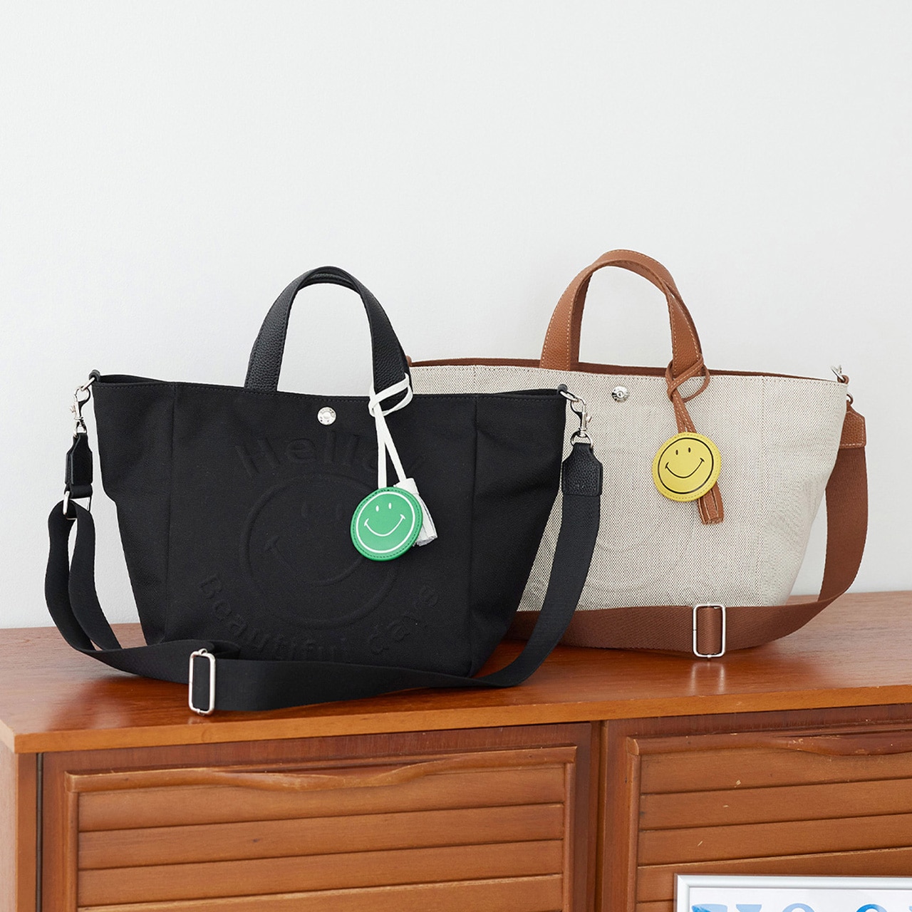 【Breath TOPKAPI】SMILE COLLECTION エンボス スマイル 2way トートバッグ /スマイルチャーム付き