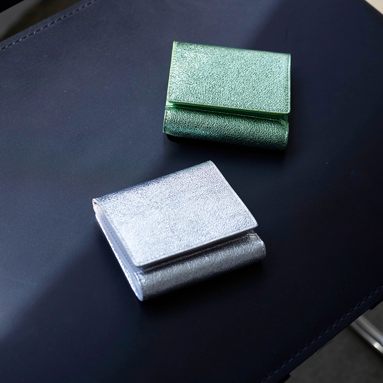 【TREASURE TOPKAPI】ウォッシュド レザー メタリック 二つ折り財布