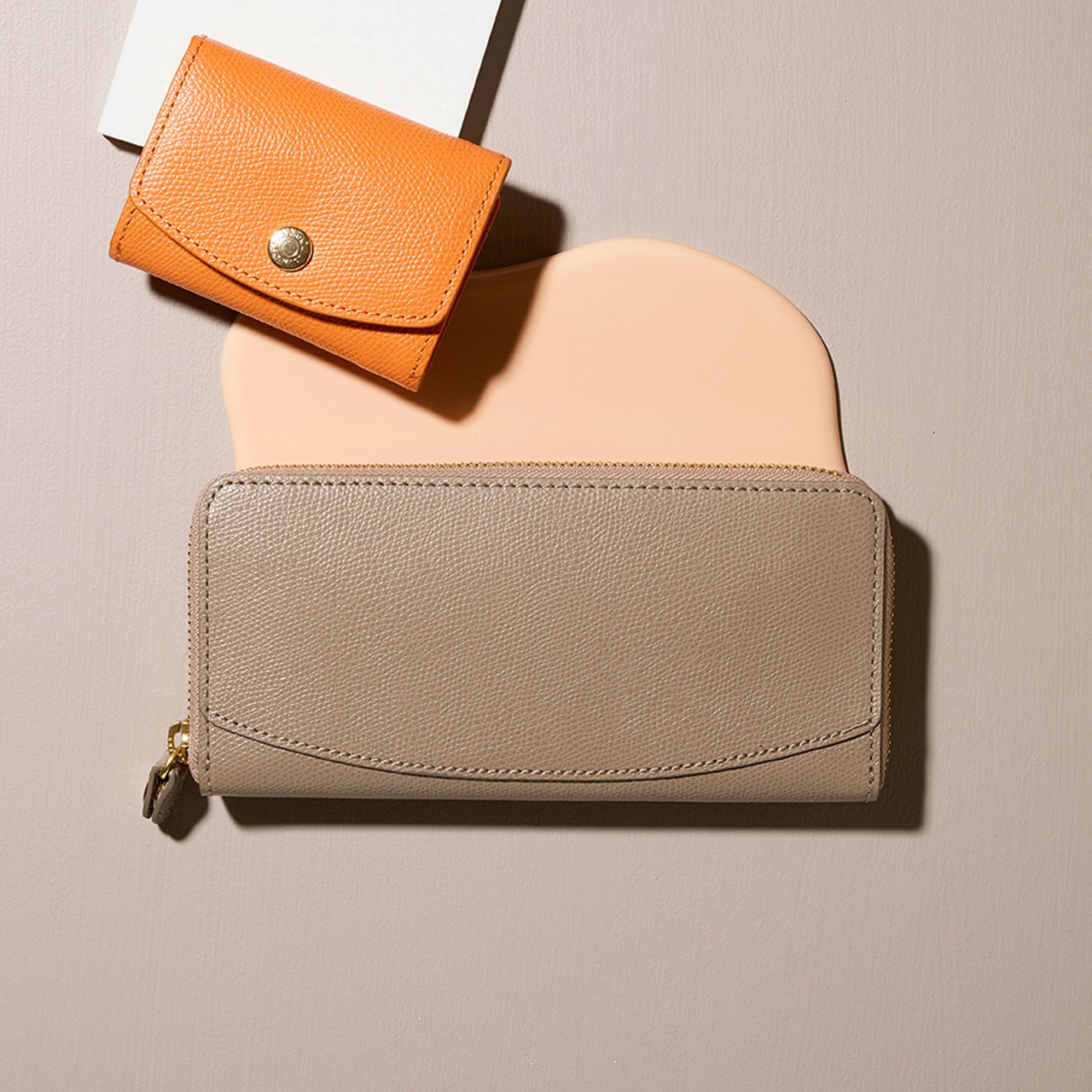 【TOPKAPI】COLORATO コロラート 角シボ型押し ラウンド 長財布