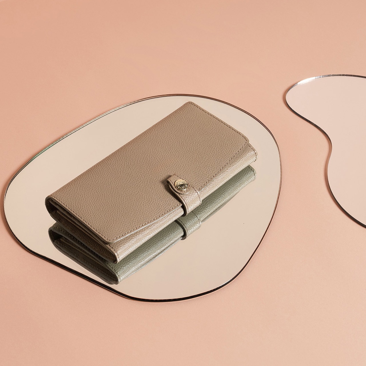 【TOPKAPI】COLORATO コロラート 角シボ型押し 長財布