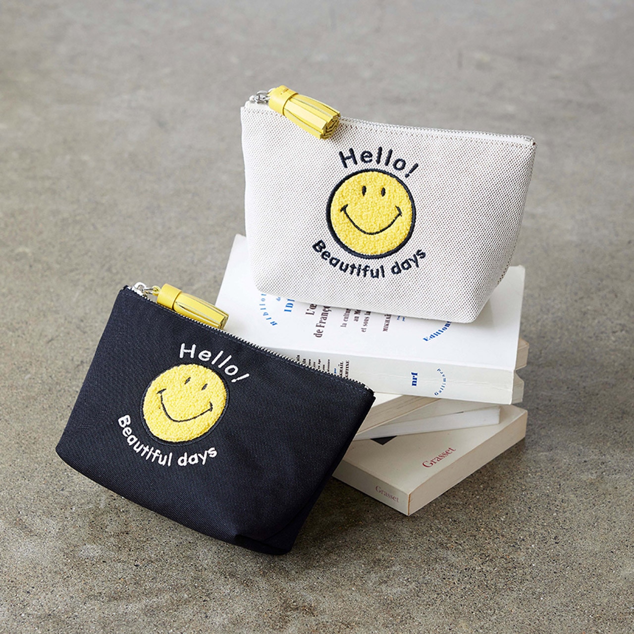 【Breath TOPKAPI】SMILE COLLECTION スマイル 刺繍 タッセルポーチ