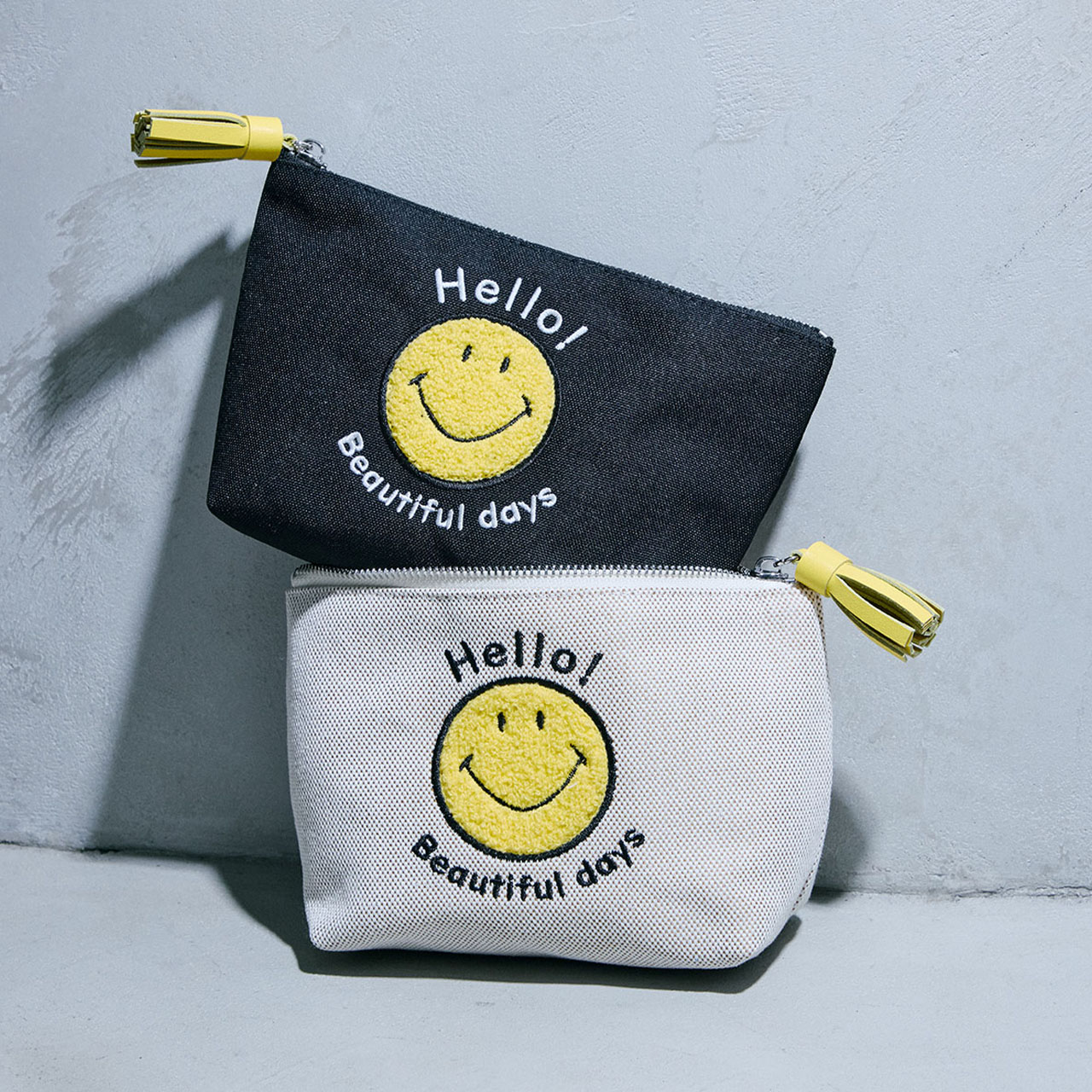 【Breath TOPKAPI】SMILE COLLECTION スマイル 刺繍 タッセルポーチ