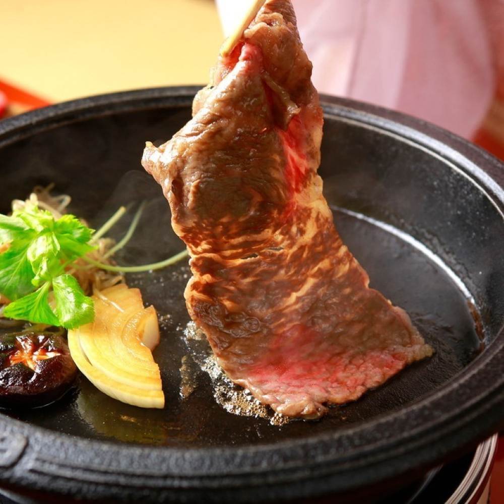 ◆TWMB611 東京人形町 「日山」 黒毛和牛肩すき焼 【直送品・クール便】 返品・キャンセル・他商品と同時購入は不可