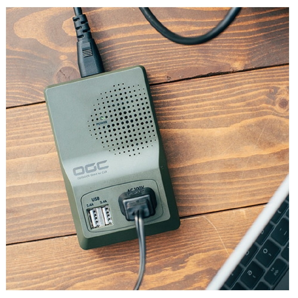 エーモン コンパクトインバーター 8626 ・本体×1・アクセサリープラグコード(管ヒューズ15A内蔵)×1・取扱説明書×1