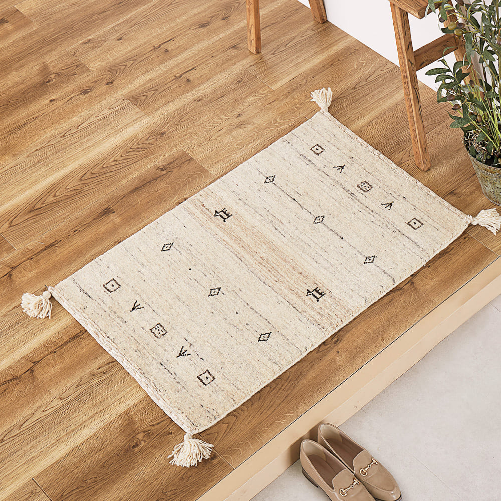 ギャッベマット LORRI BUFF 無染色 BE 60×90cm 【直送品】 返品・キャンセル・他商品と同時購入は不可