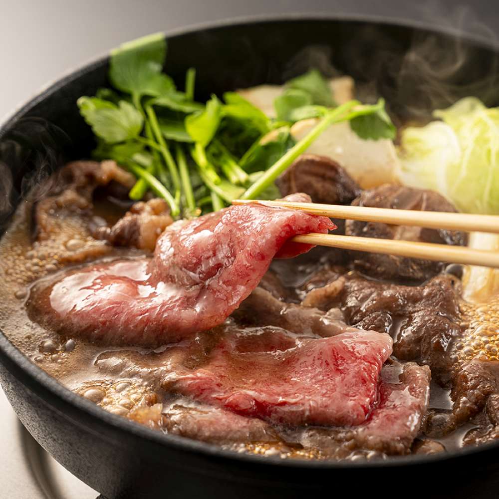 ◆TWMC149 オリーブ牛A5等級 すき焼しゃぶしゃぶ 700g 【直送品・クール便】 返品・キャンセル・他商品と同時購入は不可