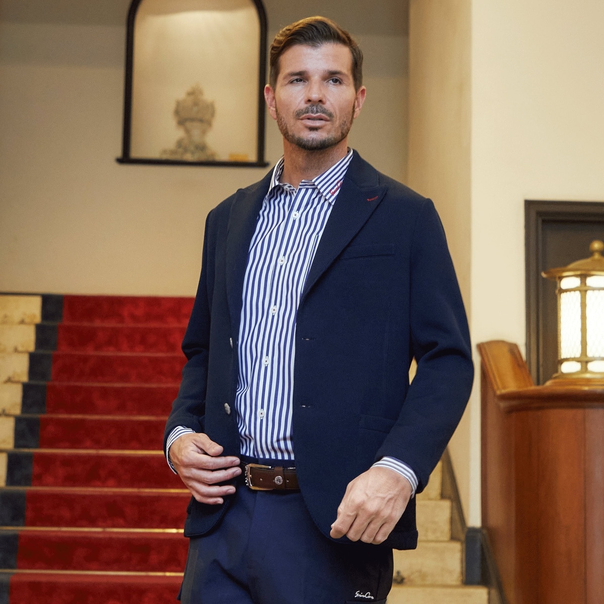 [SINA COVA(シナコバ)]テーラードジャケット 25233010 ネイビー LLサイズ