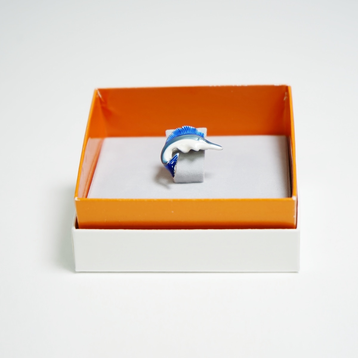 ラペルピン ゴルフ カジキ 57001100