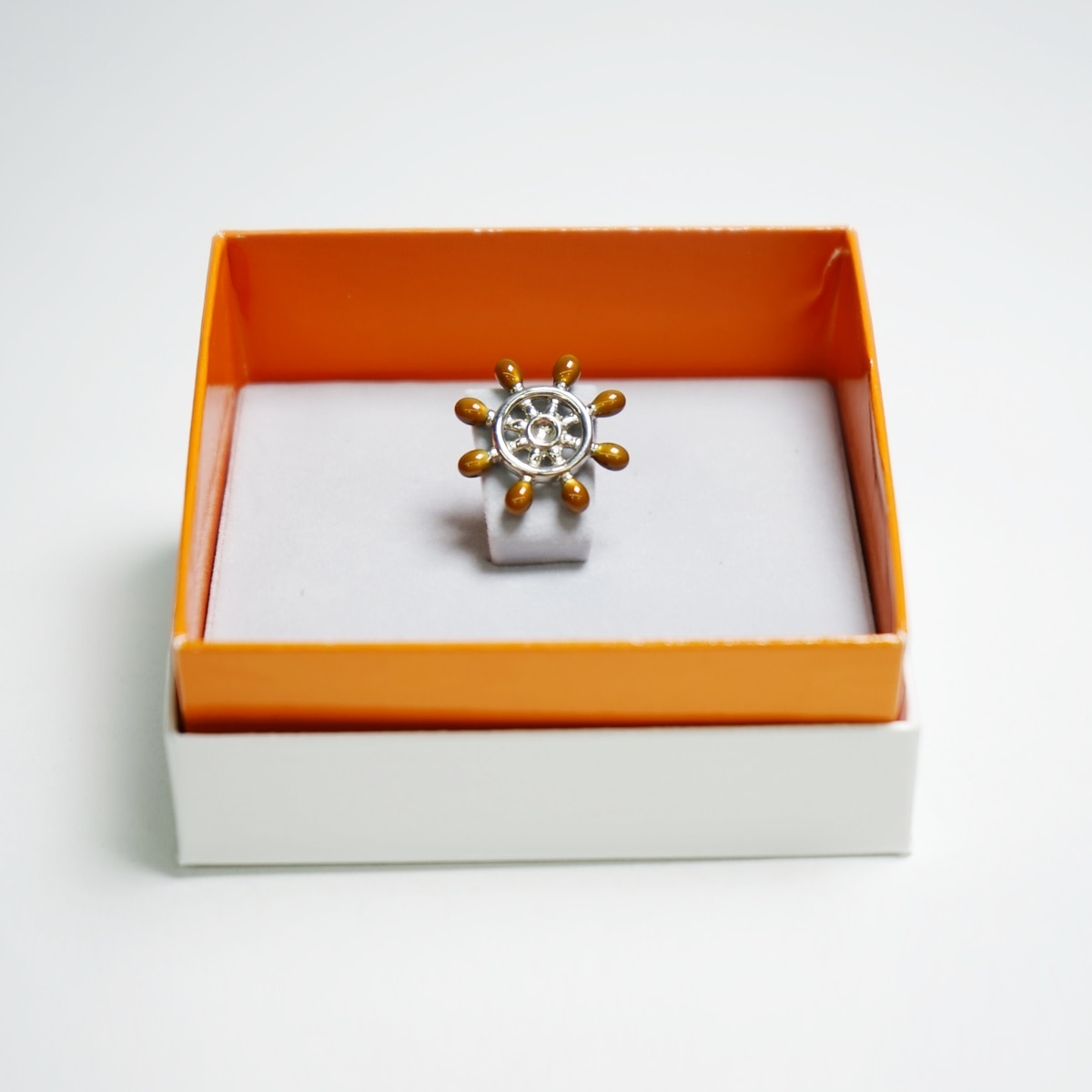 ラペルピン ゴルフ 舵輪 57001110