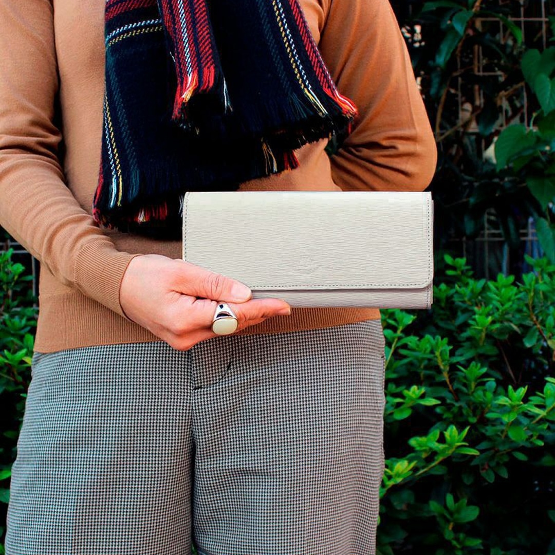 日本製 長財布 かぶせ レディース 傷つきにくいレザーを使用 キプリス ハニーセル ウィメンズ Cypris Women’s リサッカ 本革 日本製 おしゃれ かわいい 母の日 4987 ペールピンク