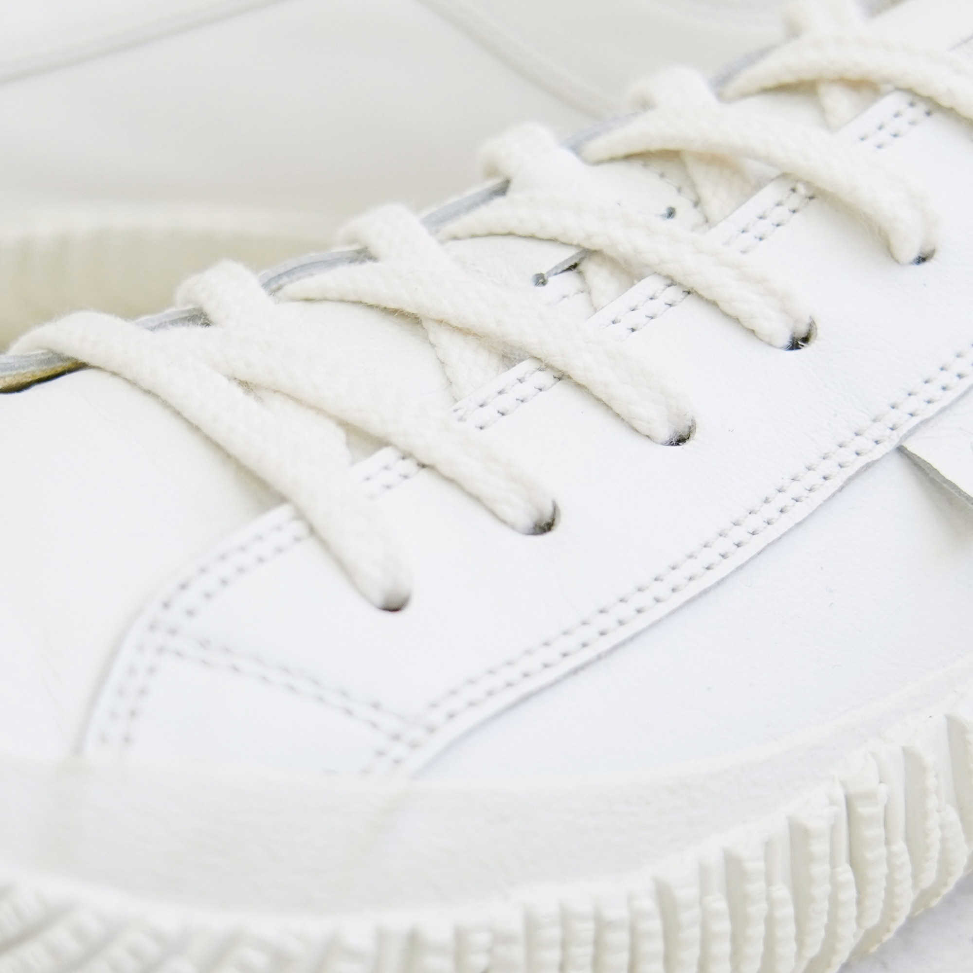 SPINGLE(スピングル) SP-110 White XSサイズ(22.5cm)