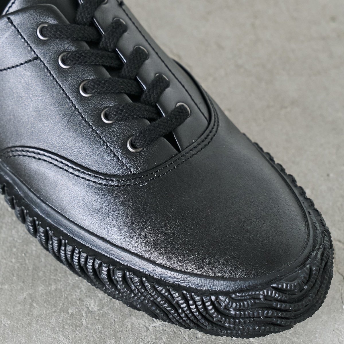 SPINGLE(スピングル) SP-270IL Black Lサイズ(26.5cm)