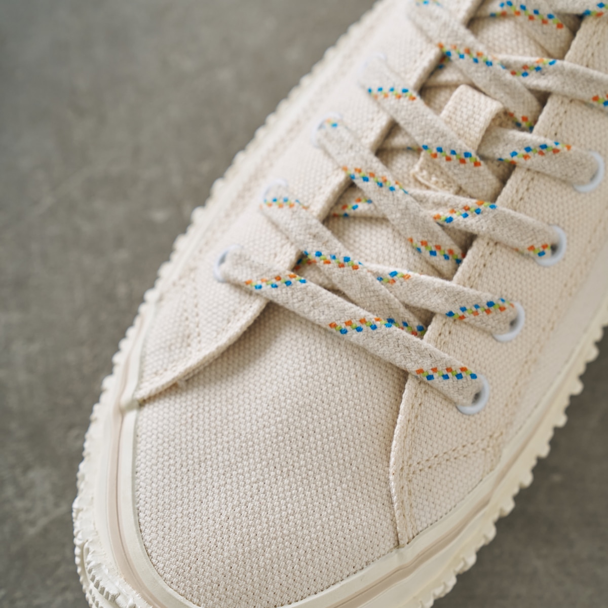 SPINGLE(スピングル) SP-1005 Kinari Lサイズ(26.5cm)