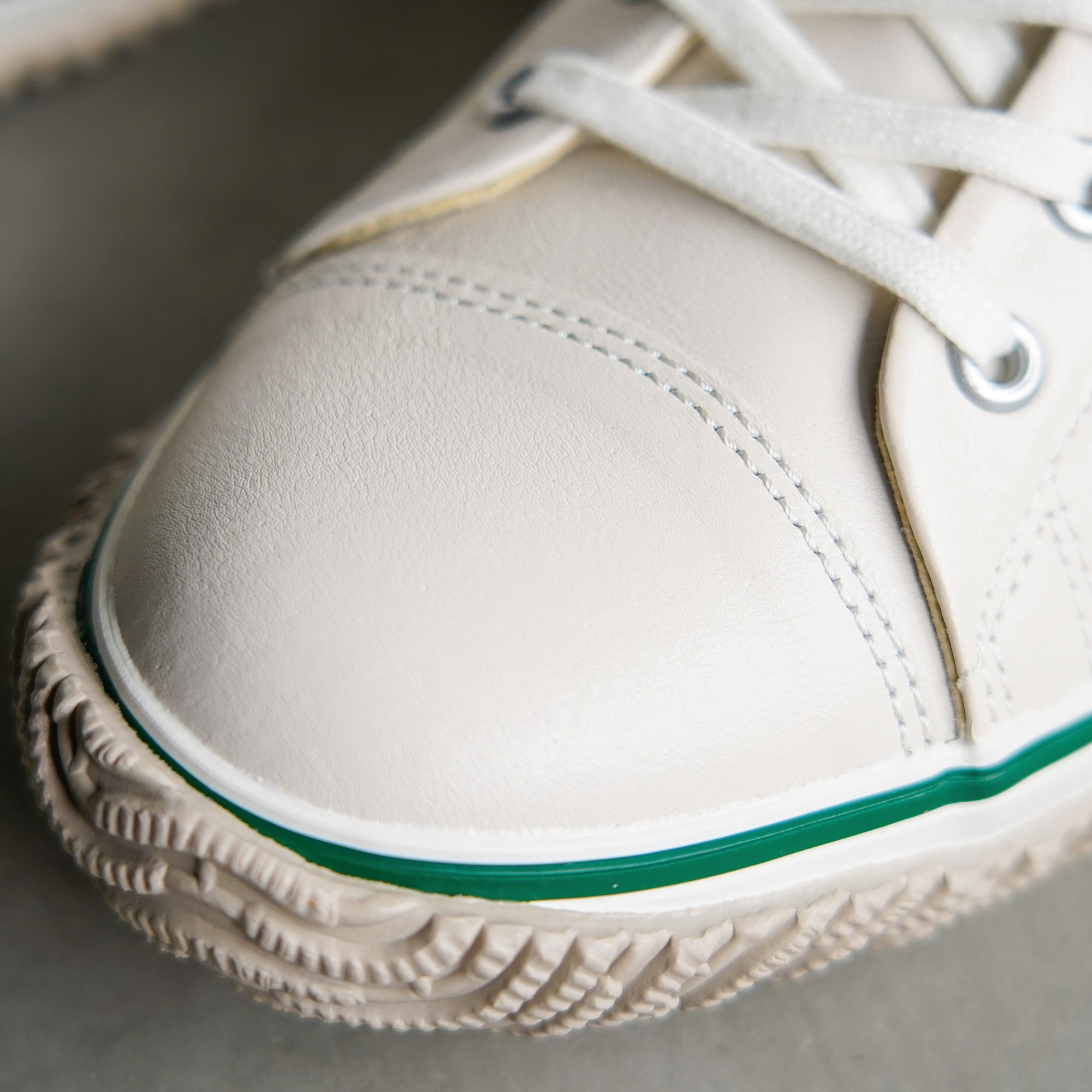 SPINGLE(スピングル) SP-198 Ivory Lサイズ(26.5cm)