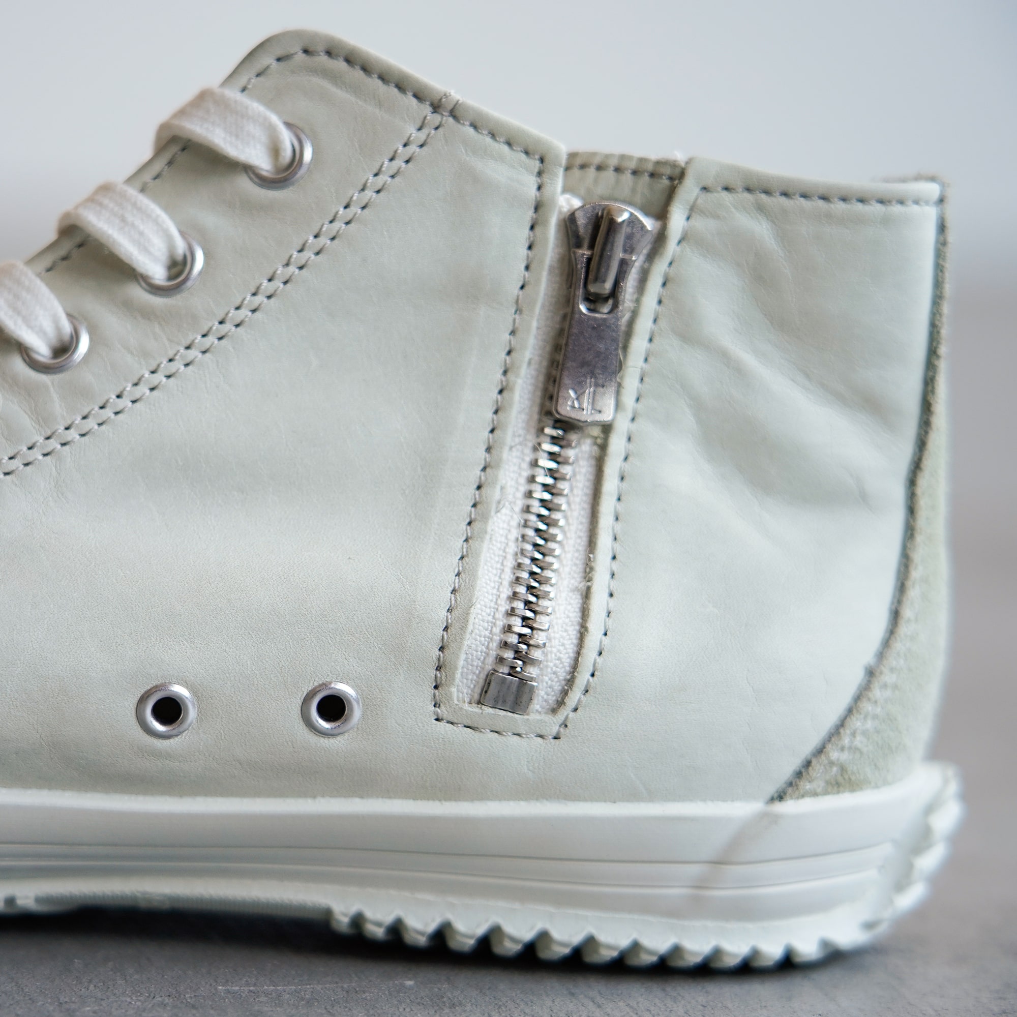 SPINGLE(スピングル) SP-356 White Lサイズ(26.5cm)