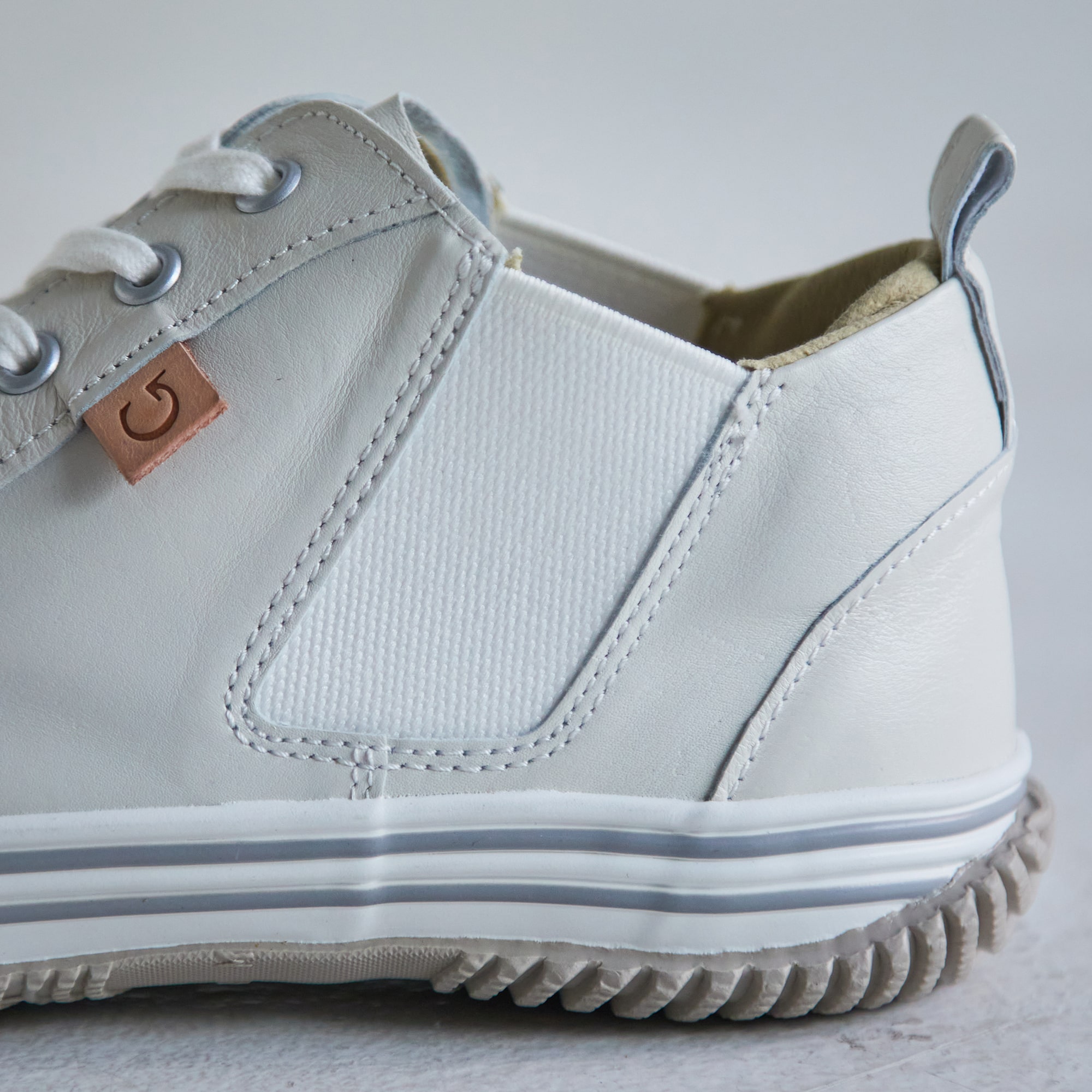 SPINGLE(スピングル) SP-442 Ivory XSサイズ(22.5cm)